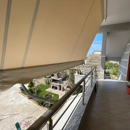 Apartment Garden View *